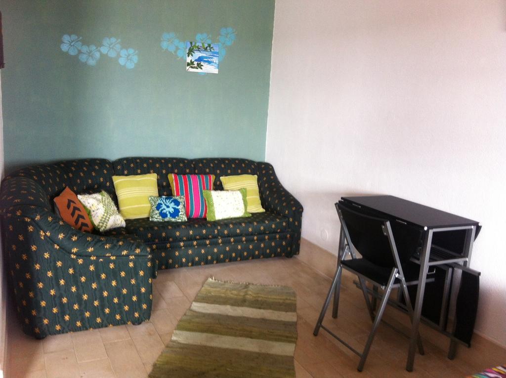 Alentejo Pig Dog Surf Camp Hotel Palhota Bagian luar foto